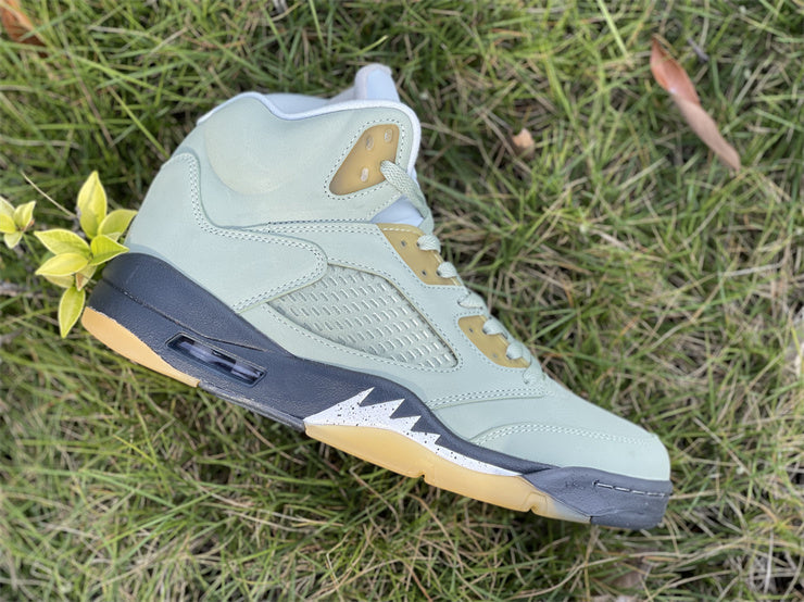 AIR JORDAN 5