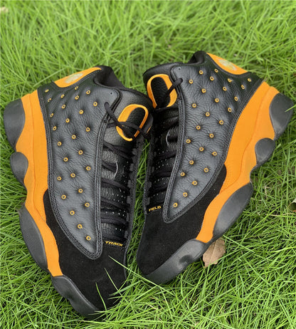 AIR JORDAN 13