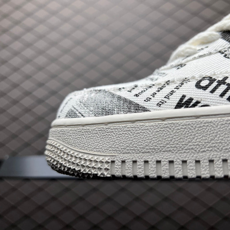 NIKE AIR FORCE 1
