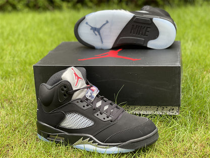 AIR JORDAN 5