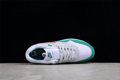 NIKE AIR MAX 1