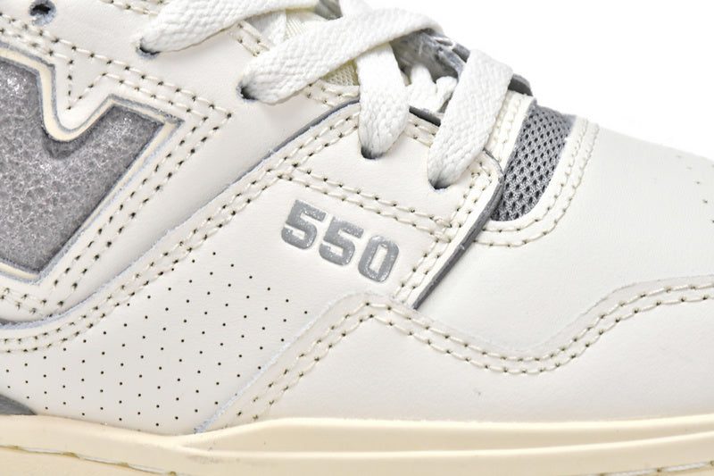 NEW BALANCE 550