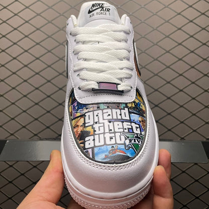 NIKE AIR FORCE 1