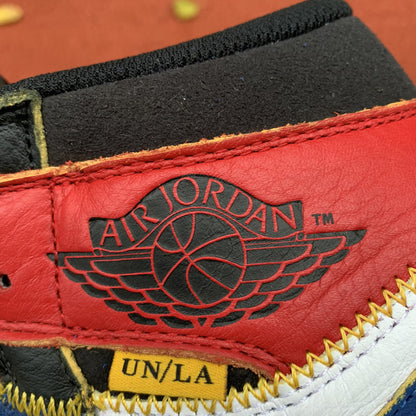 NIKE AIR JORDAN 1