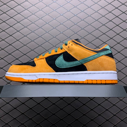 NIKE DUNK LOW