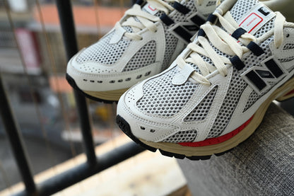 NEW BALANCE 1906R