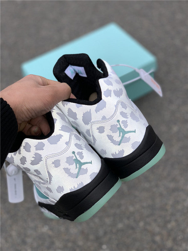 AIR JORDAN 5