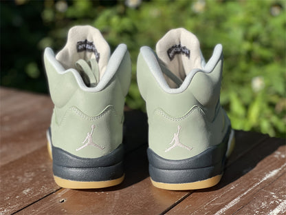 AIR JORDAN 5