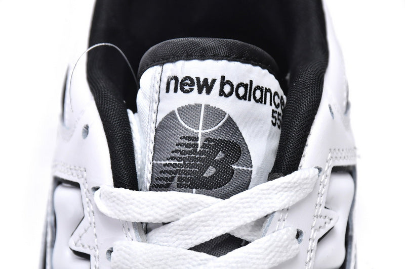 NEW BALANCE 550