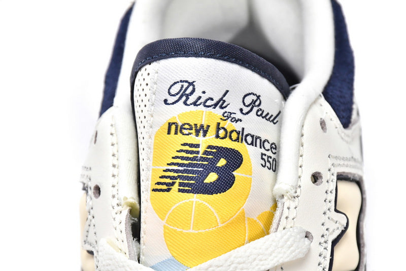 NEW BALANCE 550