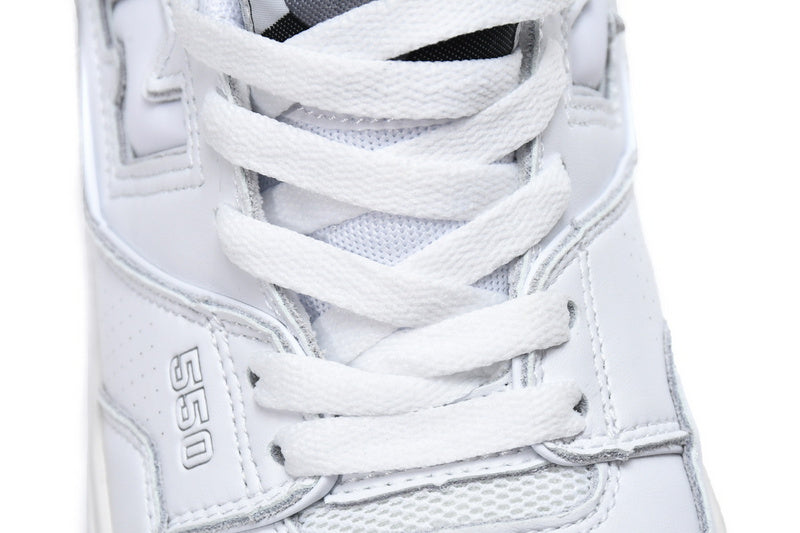 NEW BALANCE 550