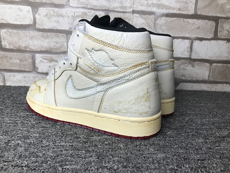 NIKE AIR JORDAN 1