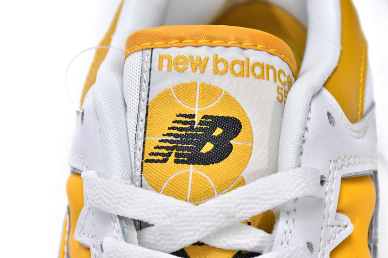NEW BALANCE 550