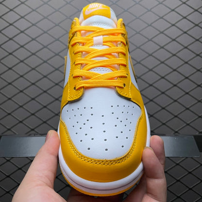 NIKE DUNK LOW