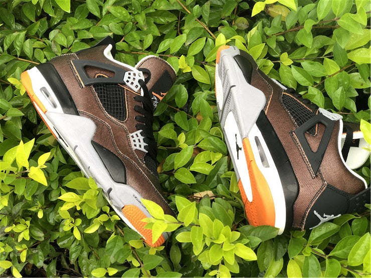 AIR JORDAN 4