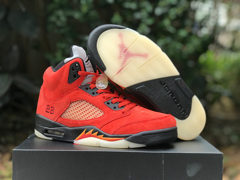 AIR JORDAN 5
