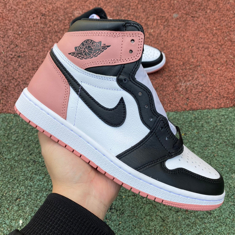 NIKE AIR JORDAN 1