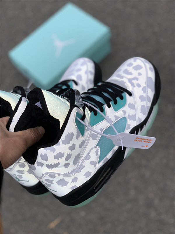 AIR JORDAN 5