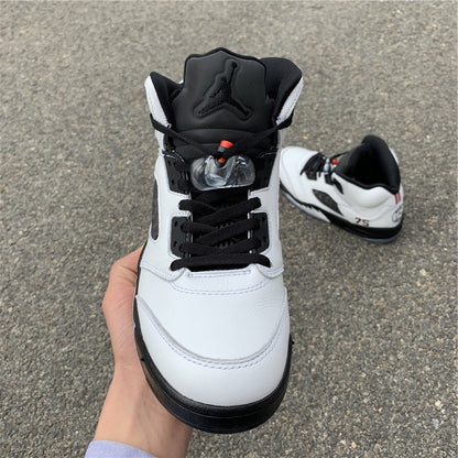 AIR JORDAN 5