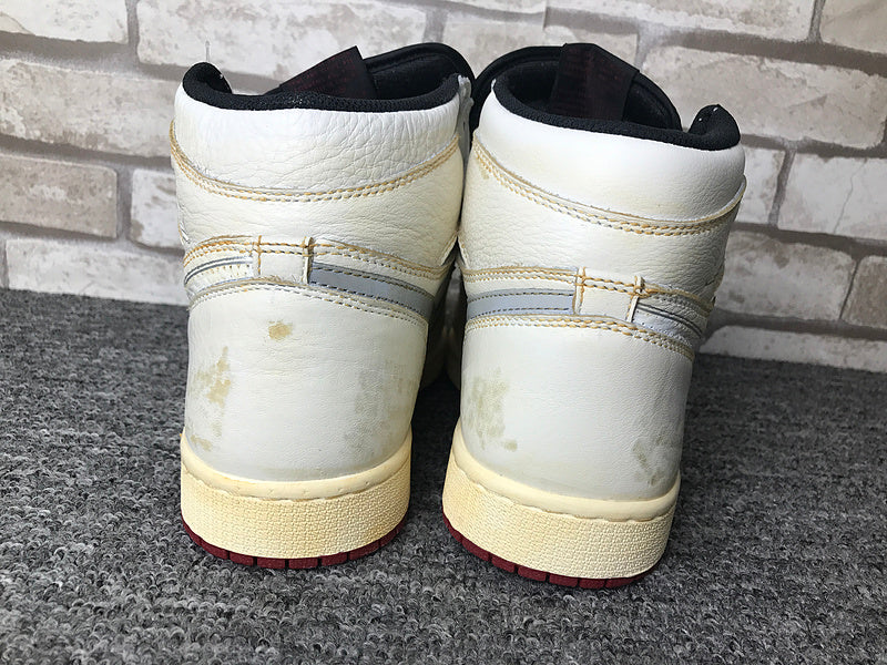 NIKE AIR JORDAN 1