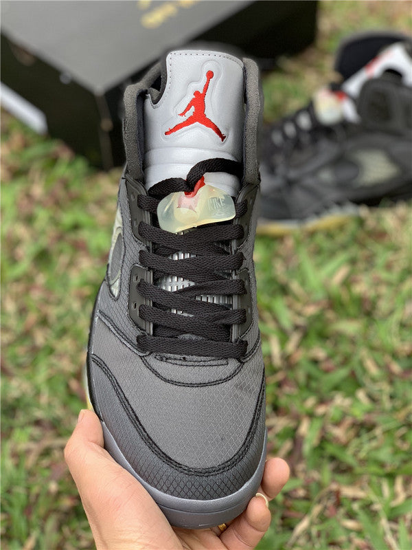 AIR JORDAN 5