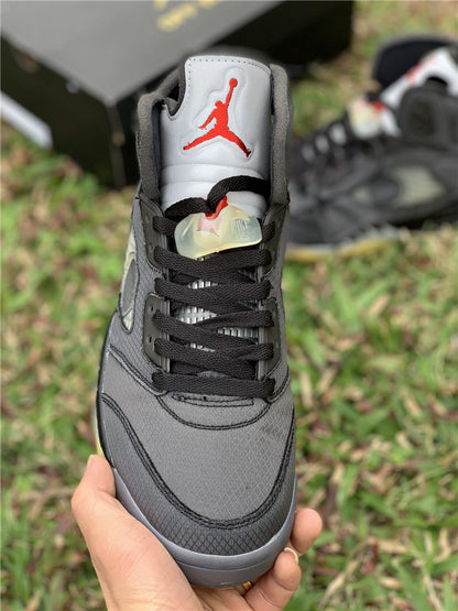 AIR JORDAN 5