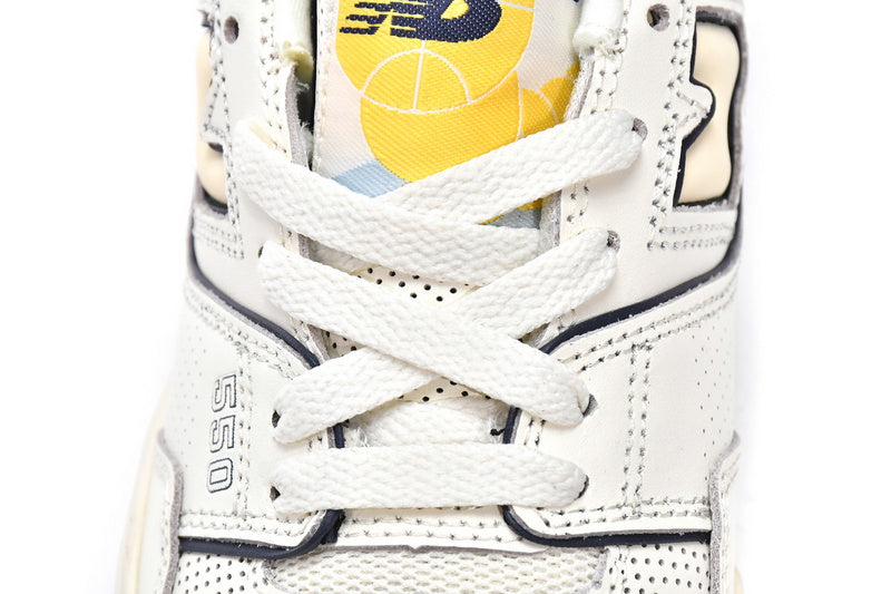 NEW BALANCE 550