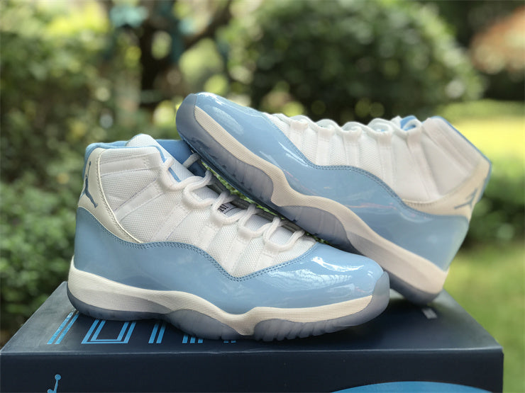 AIR JORDAN 11