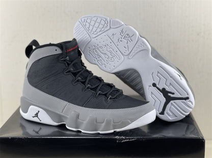 AIR JORDAN 9