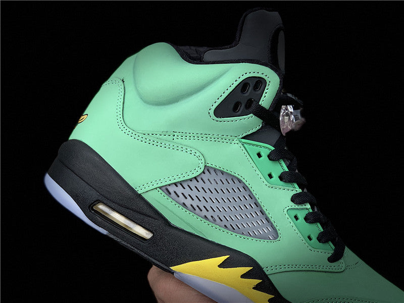 AIR JORDAN 5
