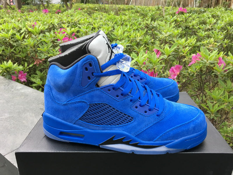 AIR JORDAN 5
