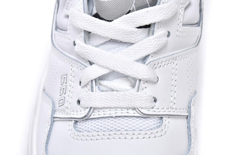 NEW BALANCE 550