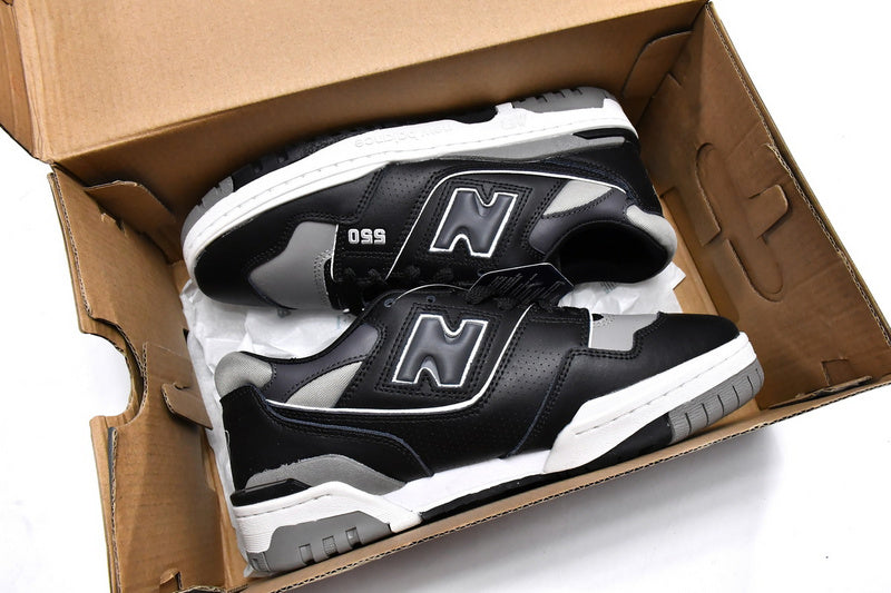 NEW BALANCE 550