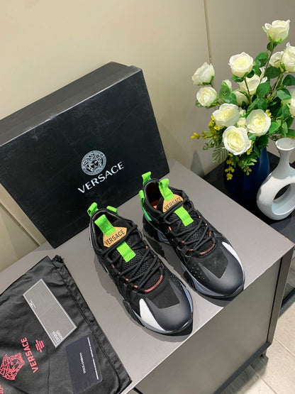 VERSACE