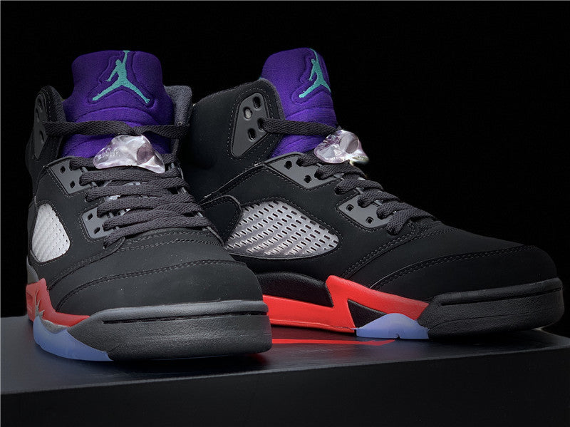AIR JORDAN 5