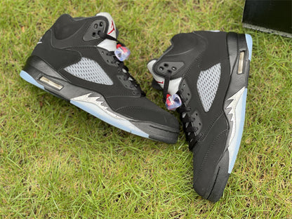 AIR JORDAN 5