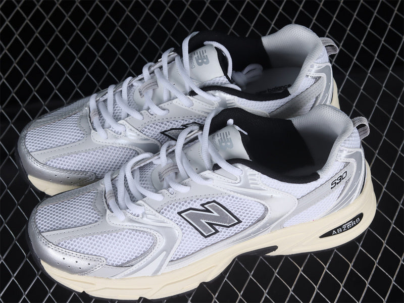 NEW BALANCE 530