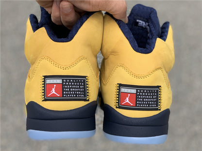 AIR JORDAN 5