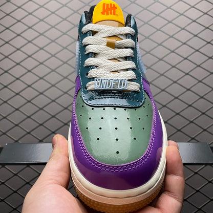 NIKE AIR FORCE 1